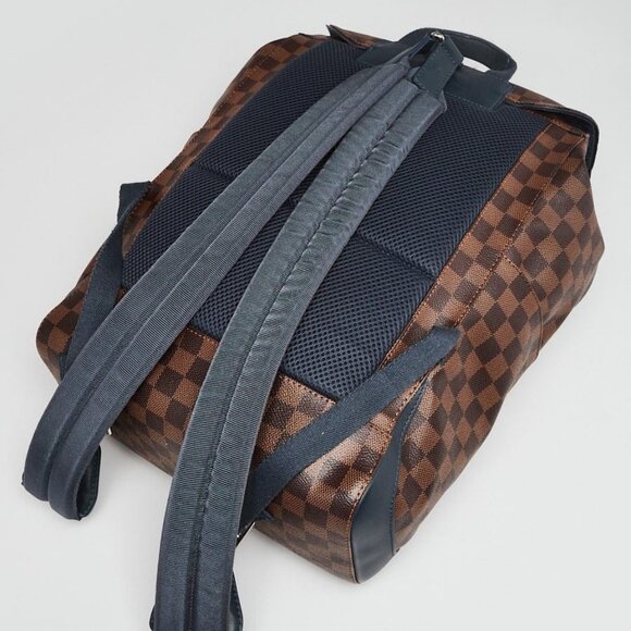 Louis Vuitton Damier Canvas Runner Backpack Bag - Picture 3 of 12